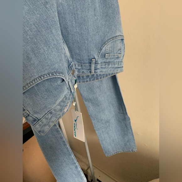 blue Jeans - Picture 2 of 3